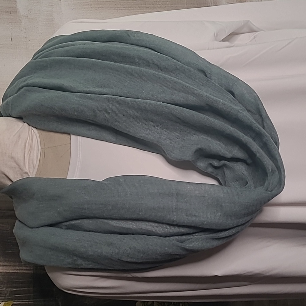 Rook Womens Elegant and soft sea green wide cotton infinity scarf